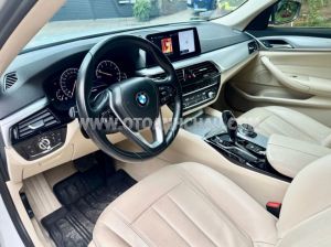 Xe BMW 520i 2018