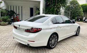 Xe BMW 520i 2018