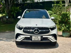 Xe Mercedes Benz GLC 300 4Matic 2023