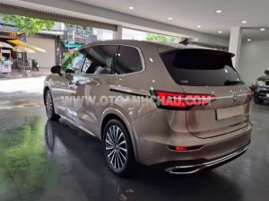 Xe Volkswagen Viloran Luxury 2024