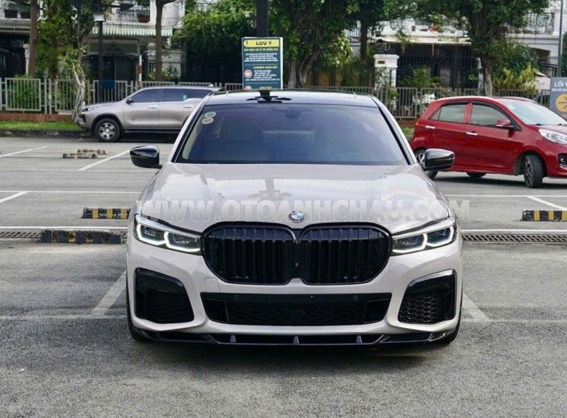 BMW 730Li
