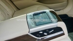 Xe BMW 730Li 2017