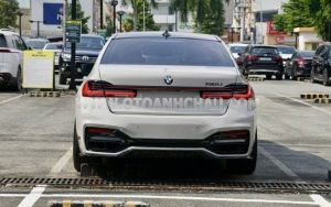 Xe BMW 730Li 2017