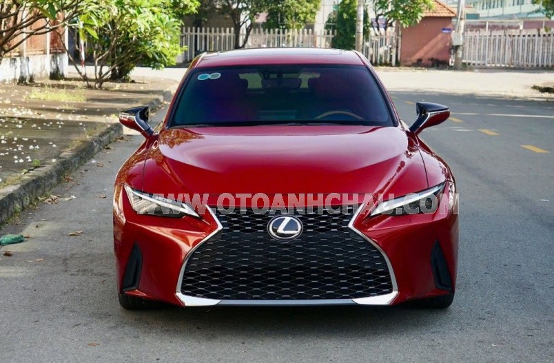Lexus IS 300 Luxury 2021
