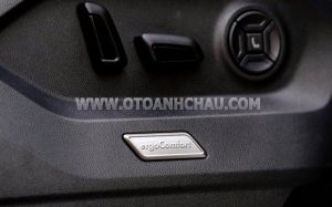 Xe Volkswagen Touareg Luxury 2.0 TSI 2023