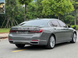 Xe BMW 730i Pure Excellence 2021