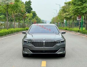 Xe BMW 730i Pure Excellence 2021