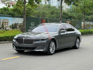 Xe BMW 730i Pure Excellence 2021