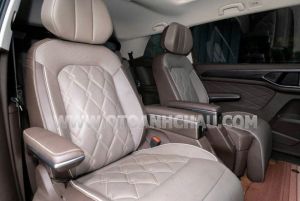 Xe Volkswagen Viloran Luxury 2024
