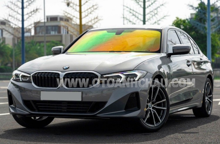 BMW 320i Sport Line 2025