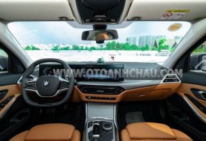 Xe BMW 320i Sport Line 2025