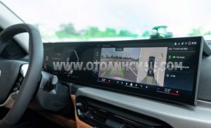 Xe BMW 320i Sport Line 2025