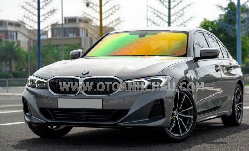 BMW 320i Sport Line 2025