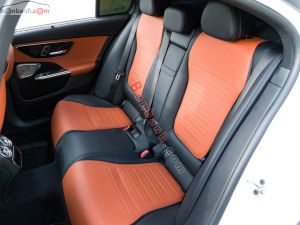 Xe Mercedes Benz C300 AMG 2021