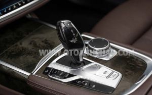 Xe BMW 730Li M Sport 2021