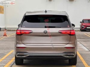 Xe Volkswagen Viloran Luxury 2024
