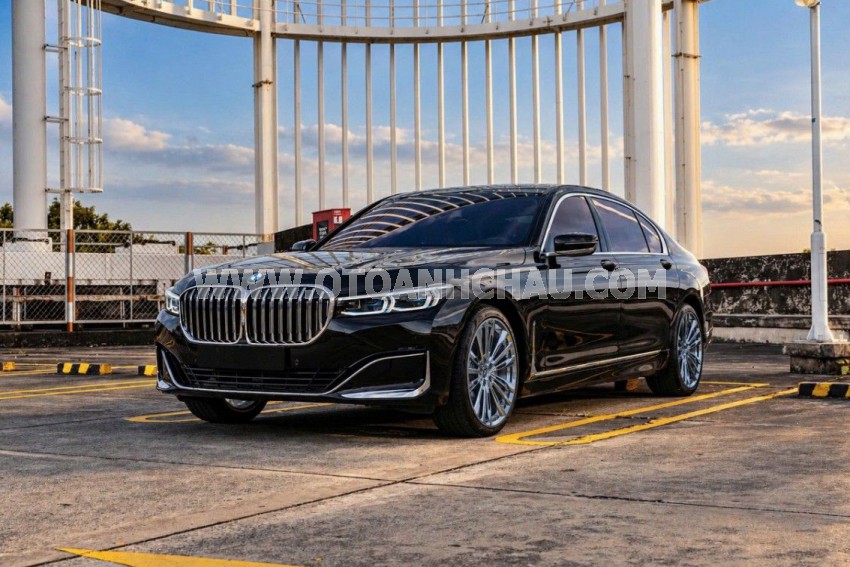 BMW 740i PURE EXCELLENCE