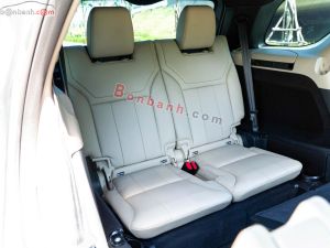 Xe LandRover Discovery SE 2017